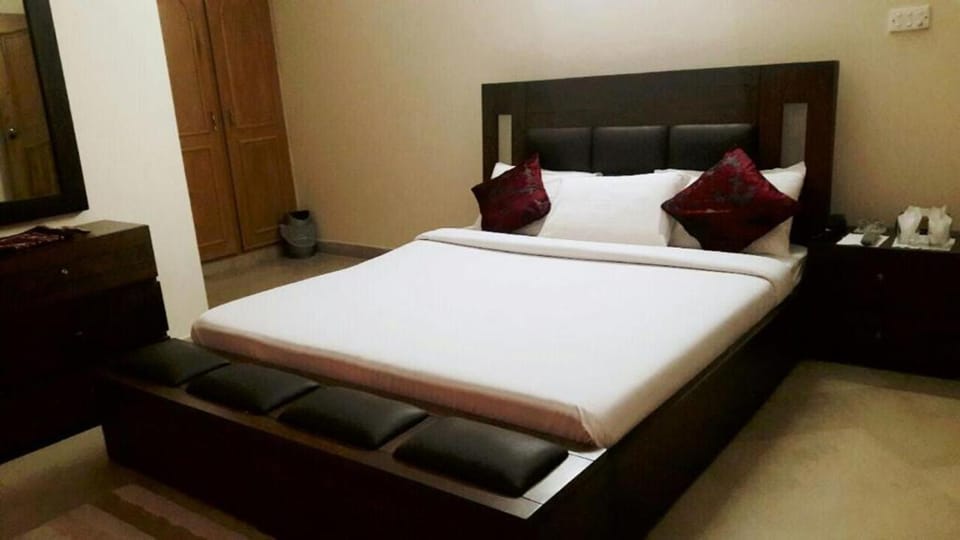 Islamabad Royal Inn Hotel in Islamabad Capital Territory
