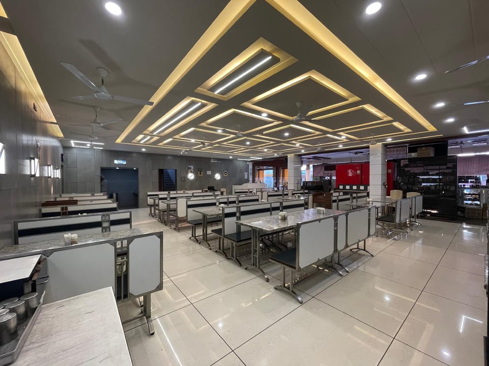 HOTEL DARSHAN POR Vadodara Hotel in Gujarat