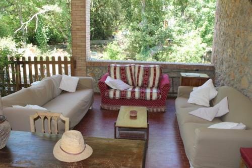 Villa Lilia by Let Hotel in Tuscany