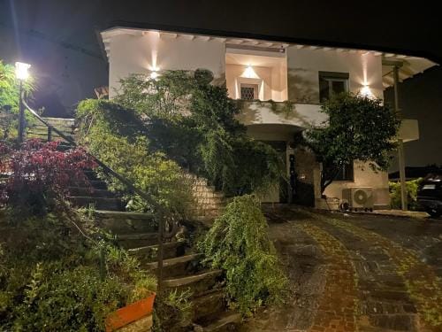 Domus 190 rooms Hotel in Varese