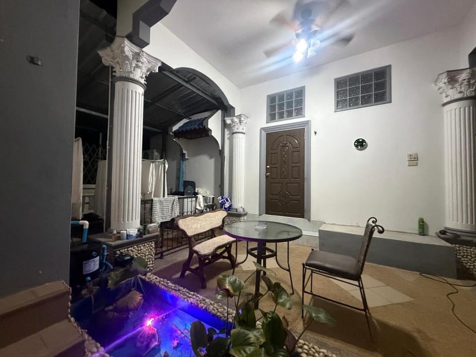 PlanB Boutique Hotel Hostel in Patong