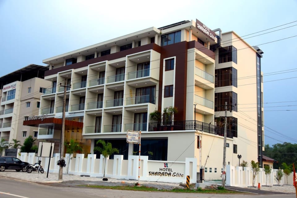 Hotel Sharada Elite Hotel in Karnataka
