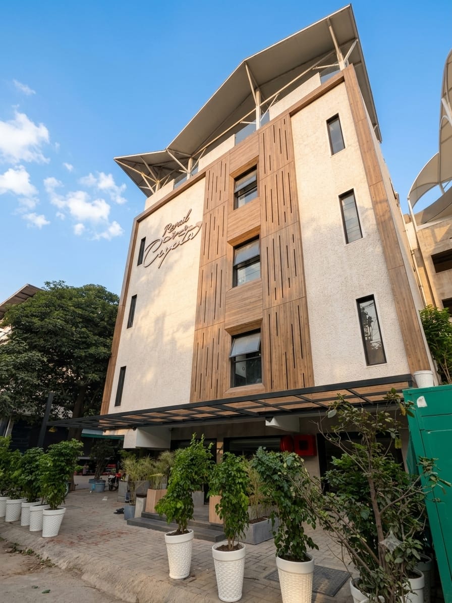 Hotel The Grand Crysta Hotel in India