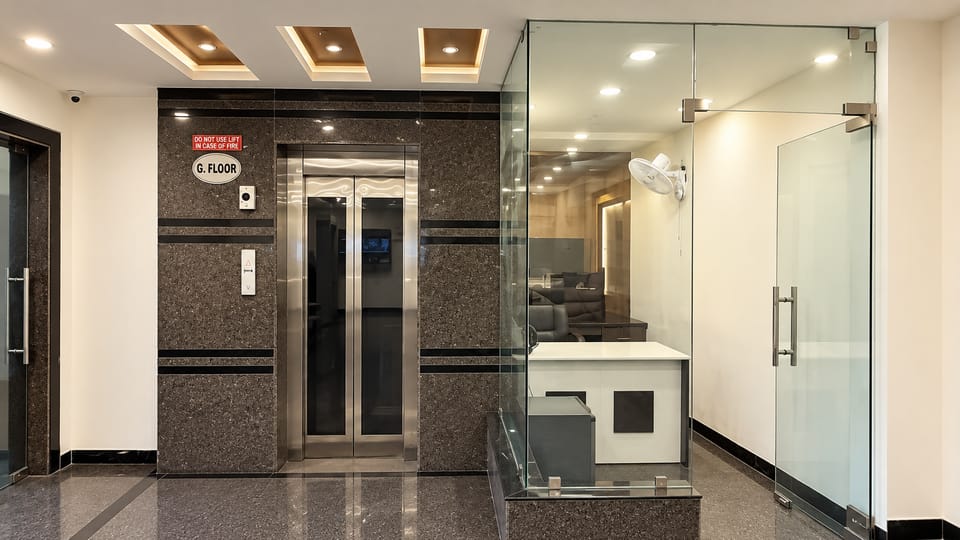 Peridot Hotel by RMR Hotels Hotel in New Delhi