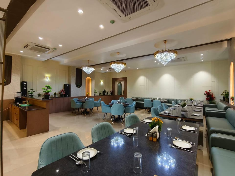 IKOR PARADISE Hotel in Uttar Pradesh