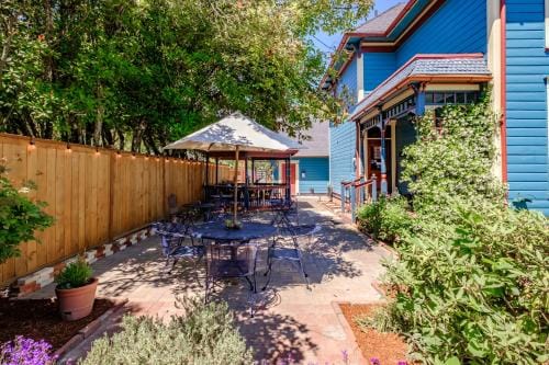 MaMere's Guest House Hotel in Monmouth