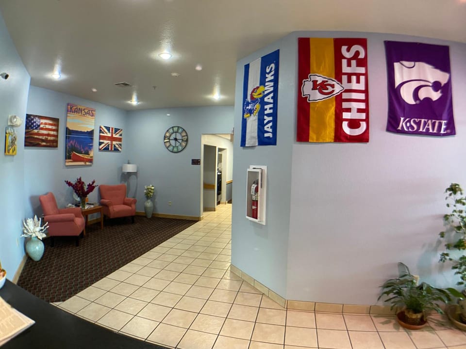 Garnett Hotel & RV Park Hotel in Ozark Mountains