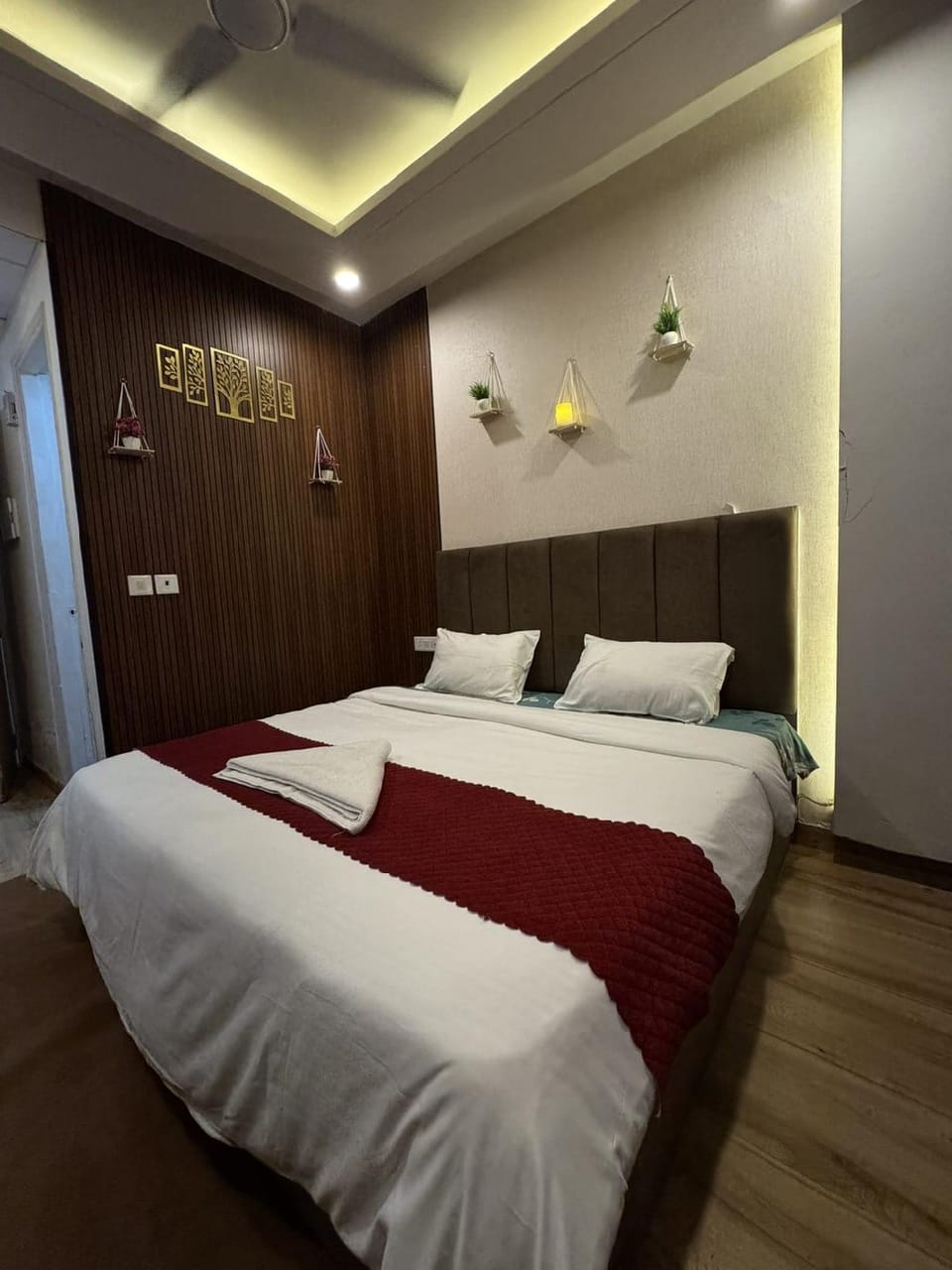 Kaveri Stay Hub Hotel in Uttar Pradesh