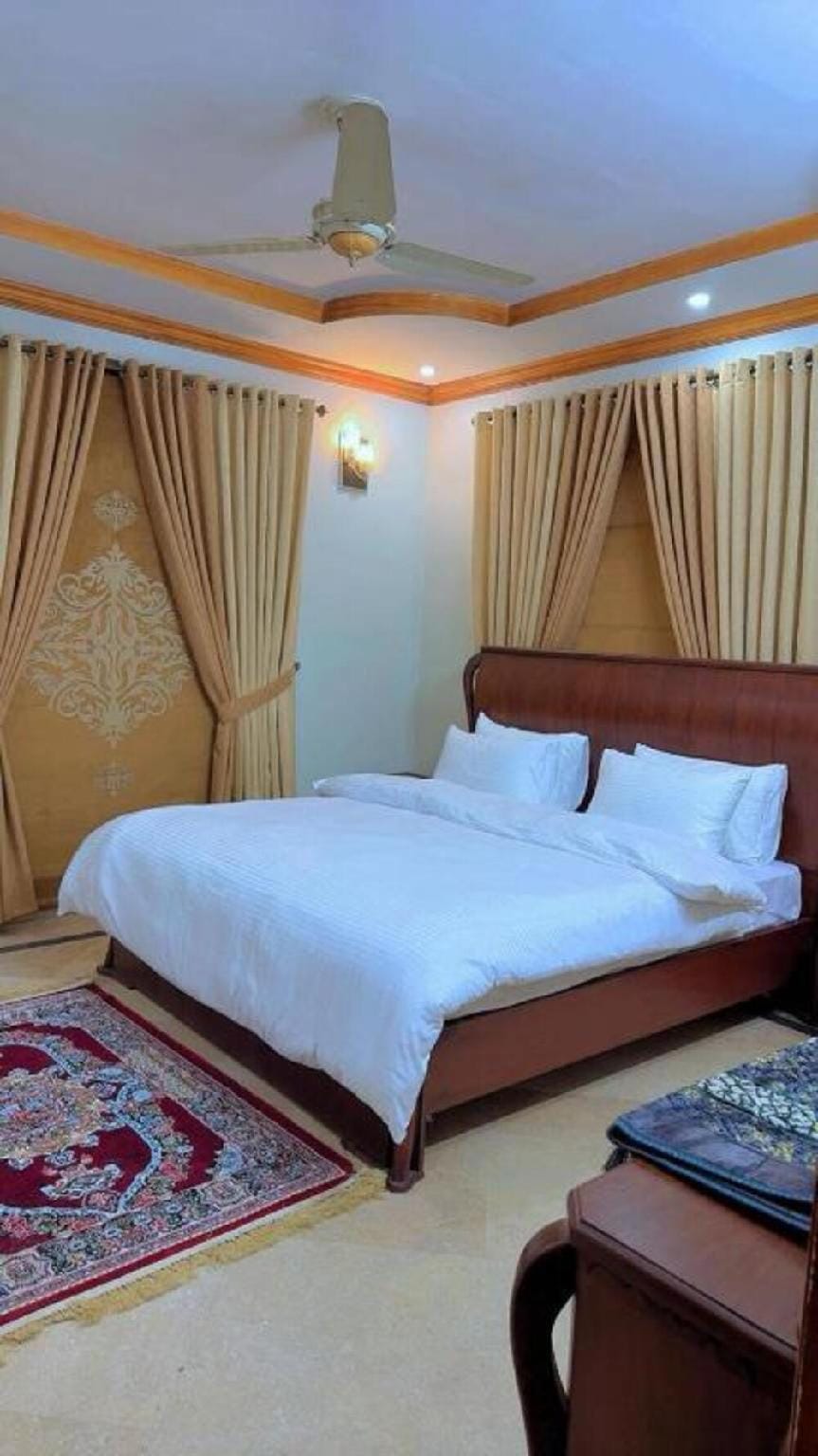 Lavish Guest House Hotel in Islamabad Capital Territory
