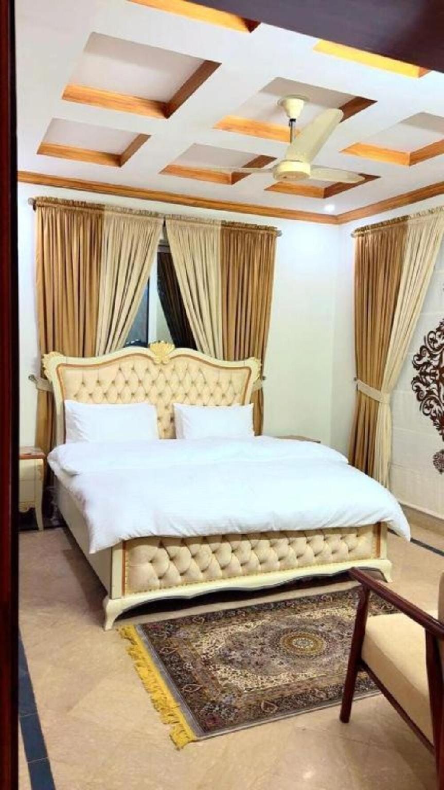 Lavish Guest House Hotel in Islamabad Capital Territory