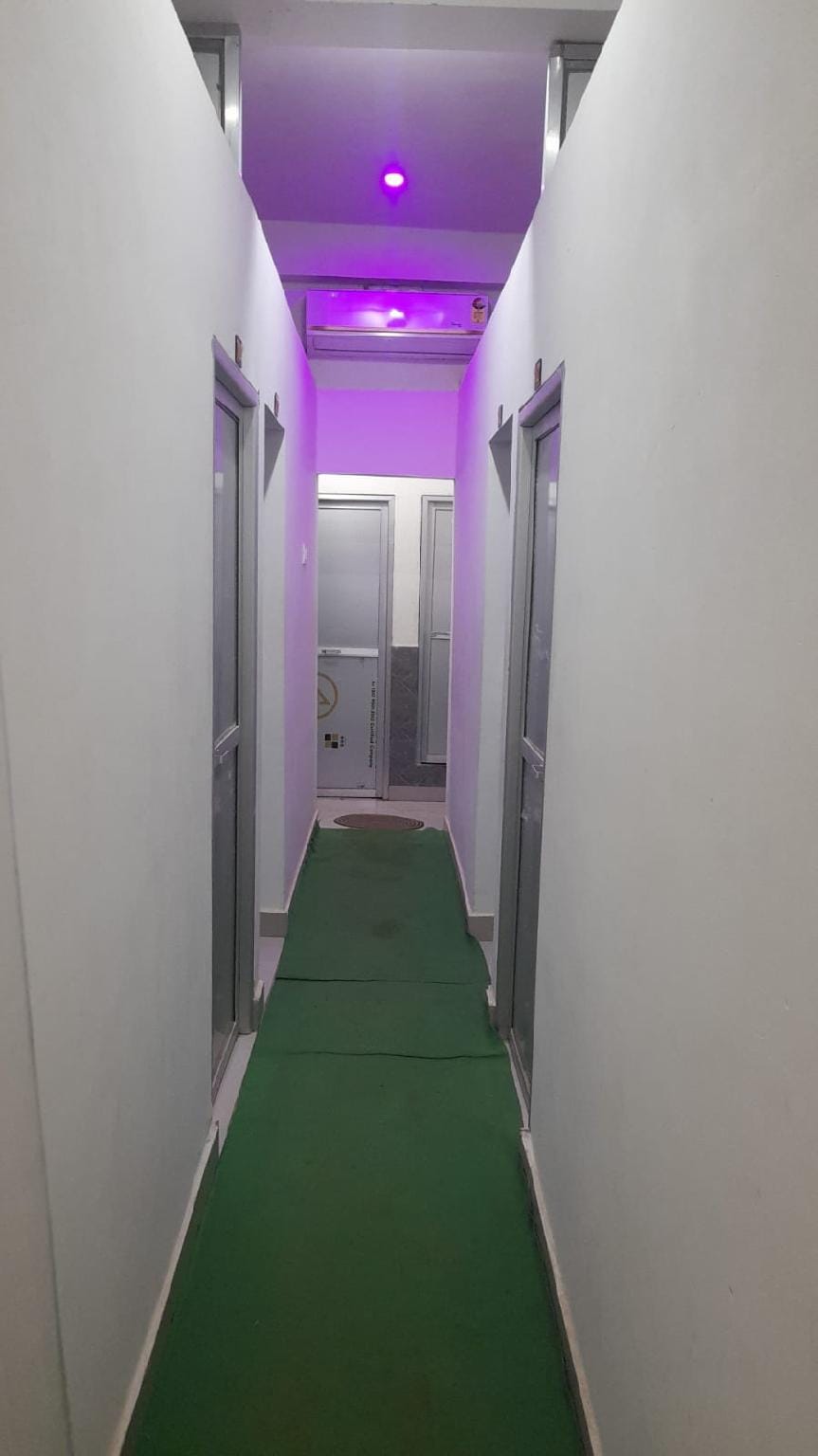 Maruti Nandan Hotel Hotel in India