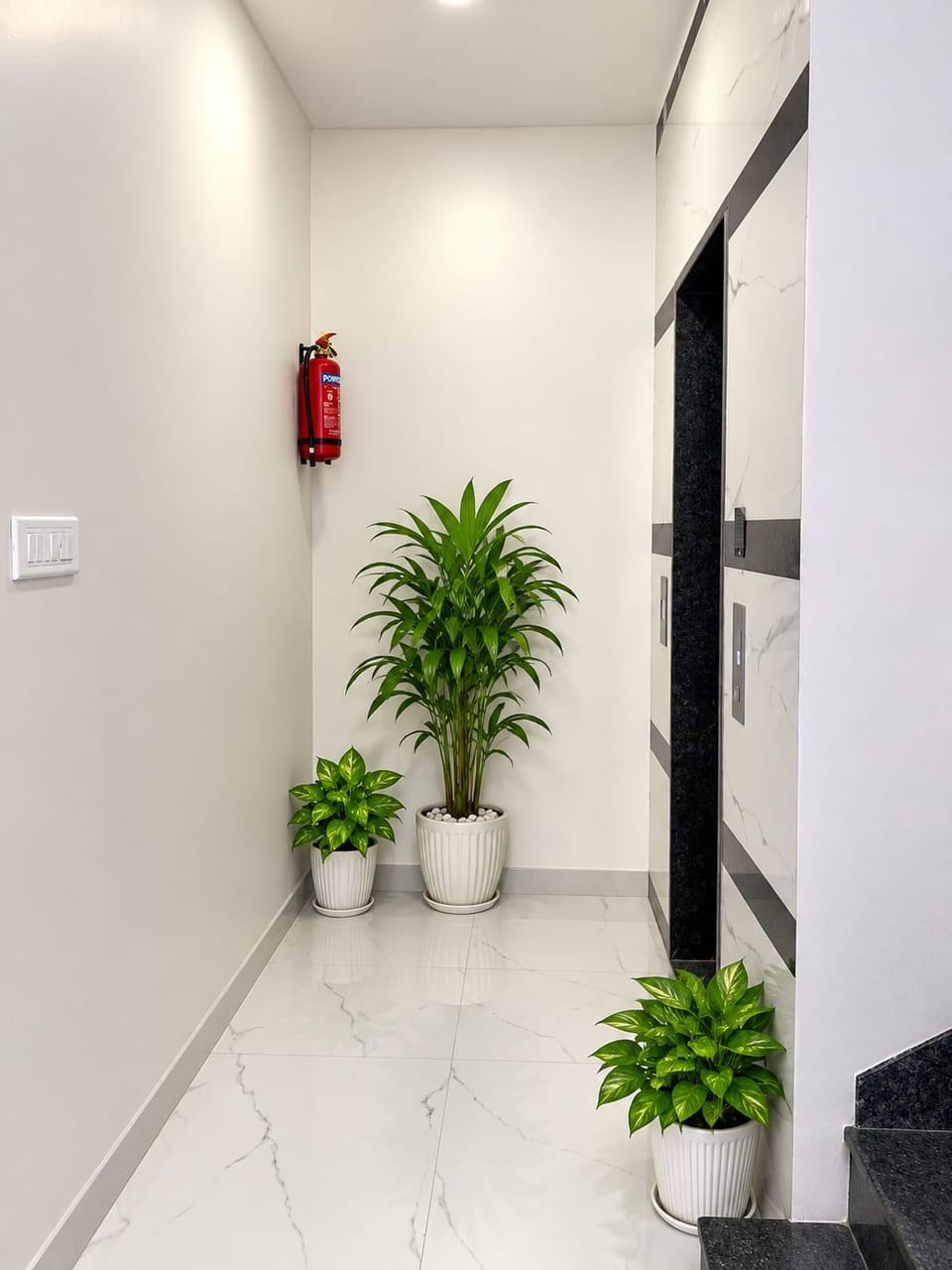 hotel rediant Bed and Breakfast in India