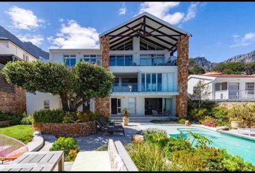 Far Horizons Camps Bay Hotel in Camps Bay