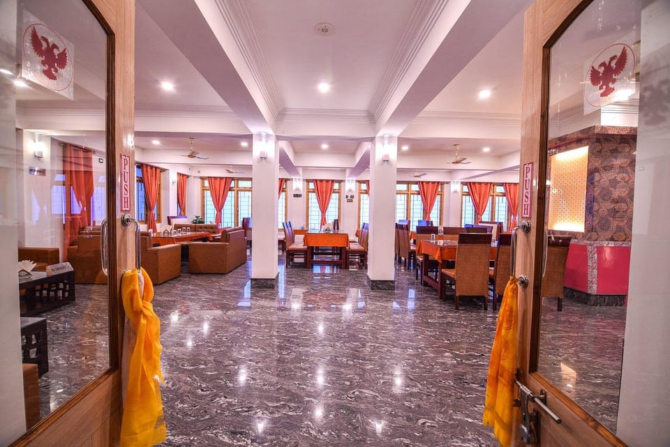 Divine The Royal Heritage, Gangtok (3 Min Drive to M.G Marg) Hotel in India