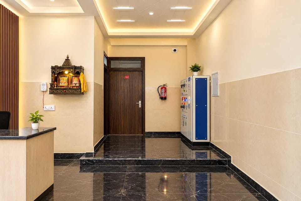 Hotel O Sector 69 Gurgaon Hotel in Gurugram