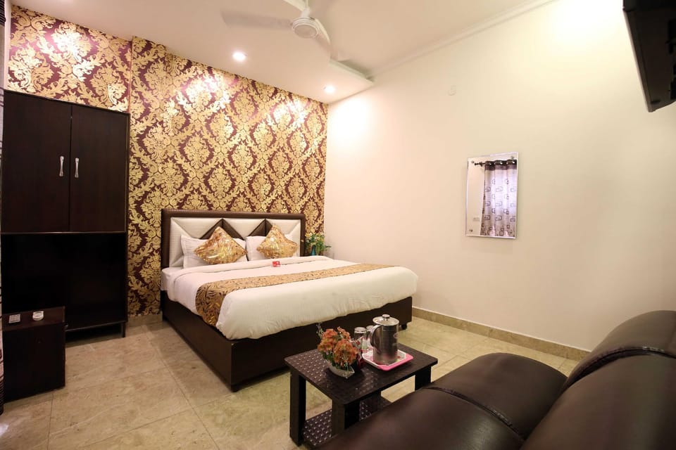 POP 84885G Hotel Citrix Hotel in Punjab, India