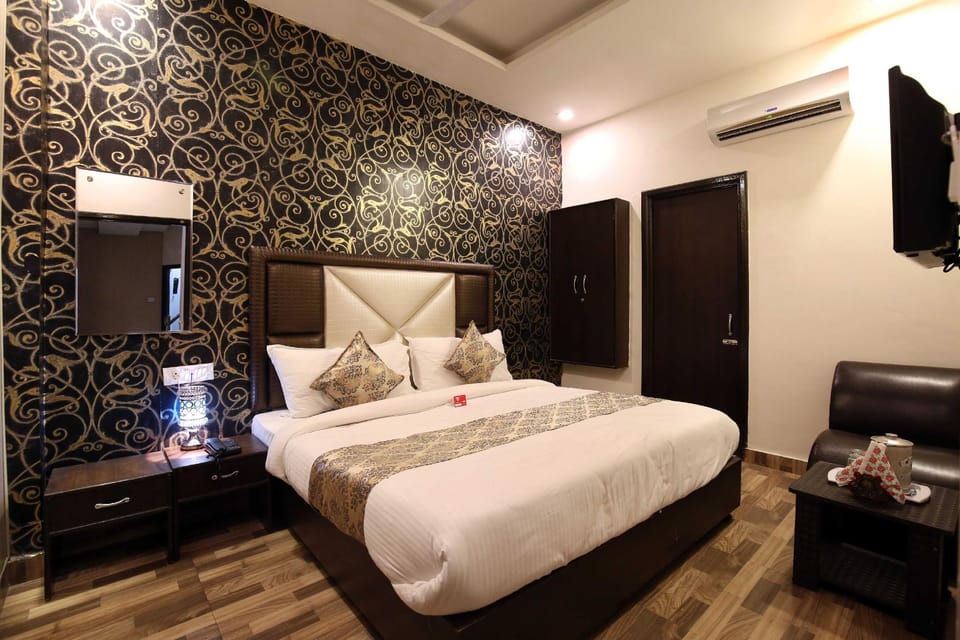 POP 84885G Hotel Citrix Hotel in Punjab, India