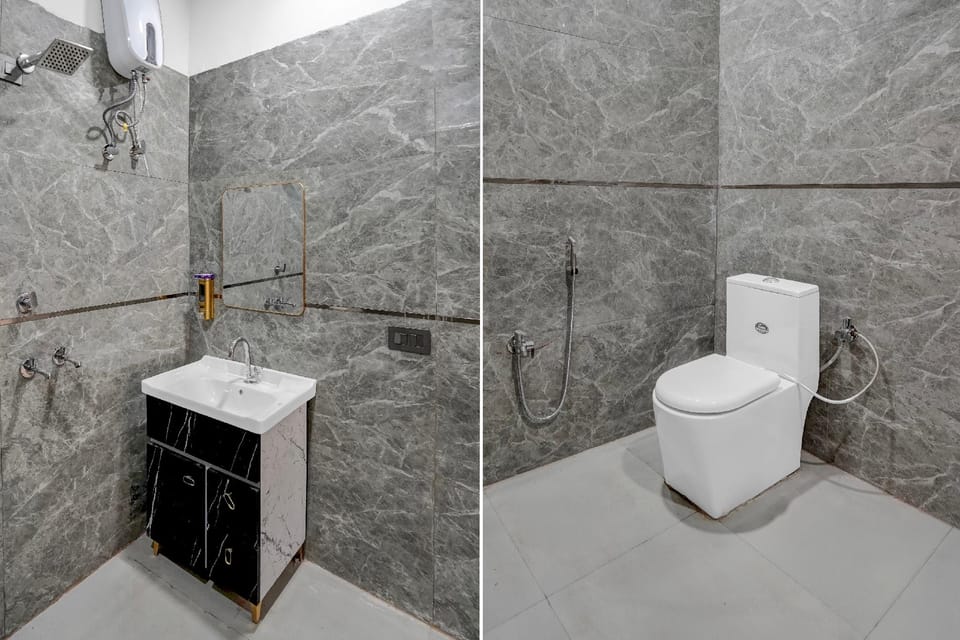 POP 84875F Hotel Shreeda Hotel in Noida