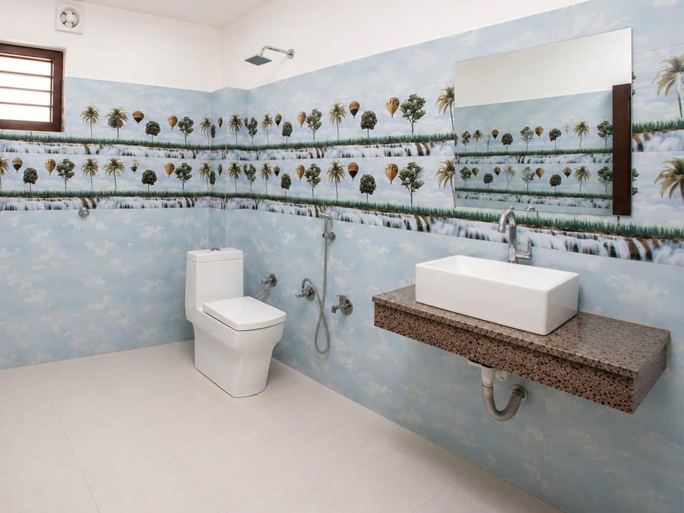 Z Express Cosmopolis Hotel in Noida
