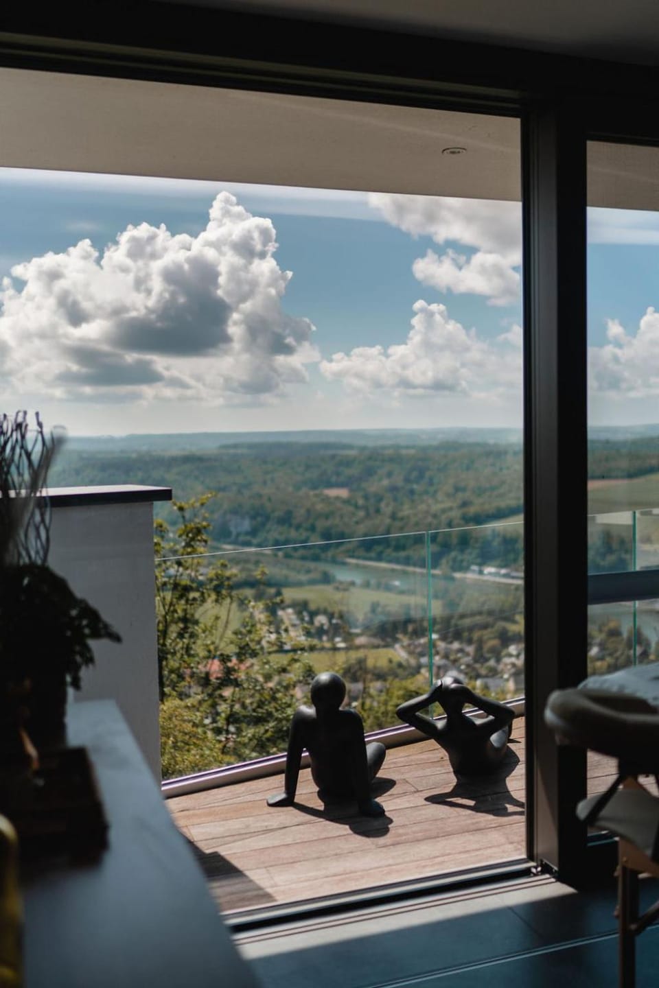 LES 7 MEUSES - Restaurant & Hebergements HOTELIERS - INSOLITES - WELLNESS - GITES Hotel in Wallonia, Belgium