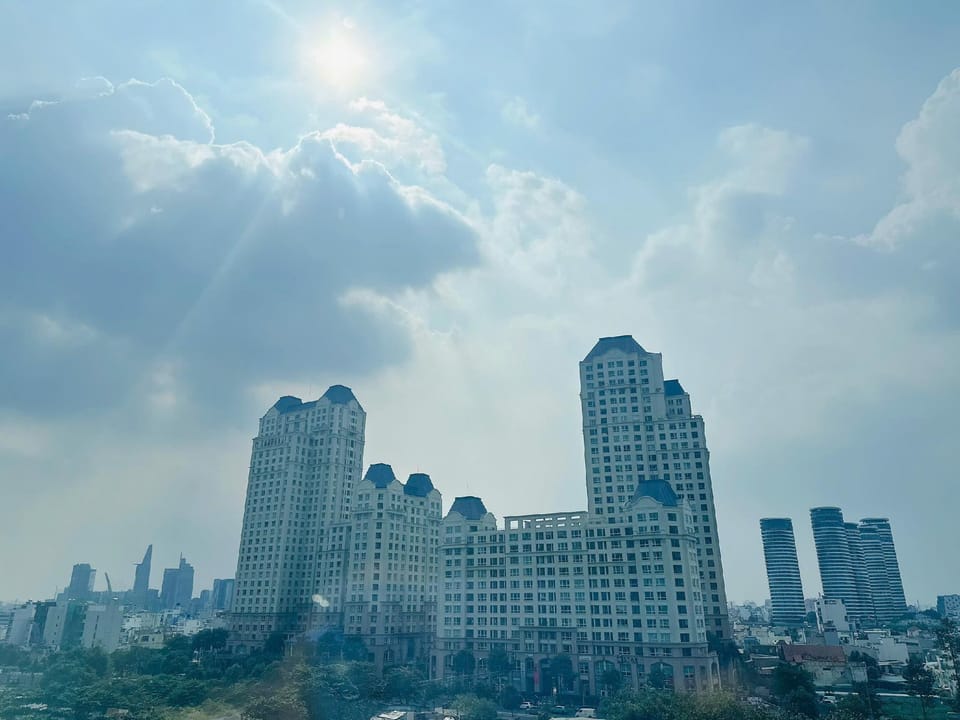The Landmark Sunset Residence - Apartment Hotel in Ho Chi Minh City