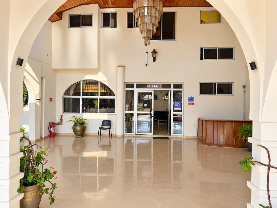 Crown Premier Hotel Bed and Breakfast in Accra