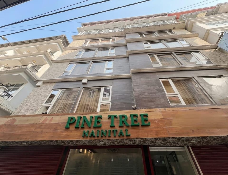 Pine Tree Nainital Lake view  Hotel in Uttarakhand