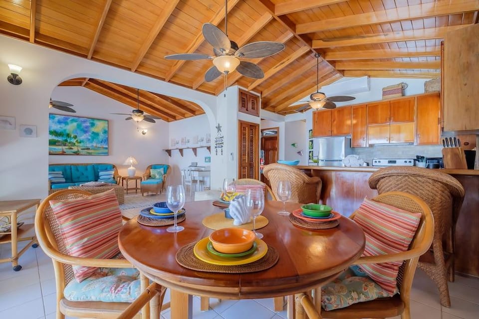 Coral Bay Villas Resort in San Pedro
