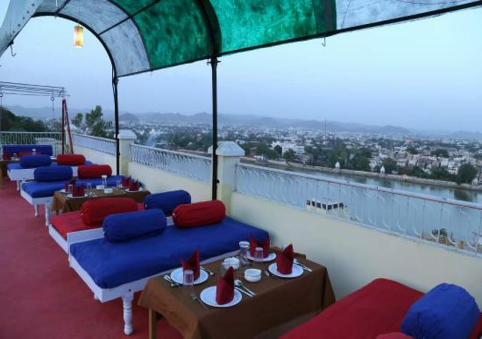 AMBAVGARH PALACE Hotel in Udaipur