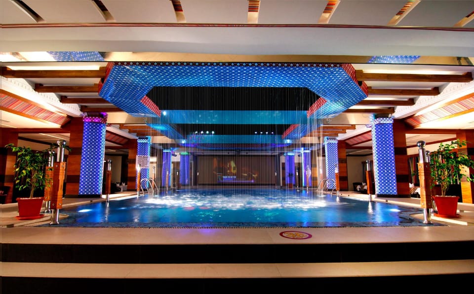 Swimming pool
