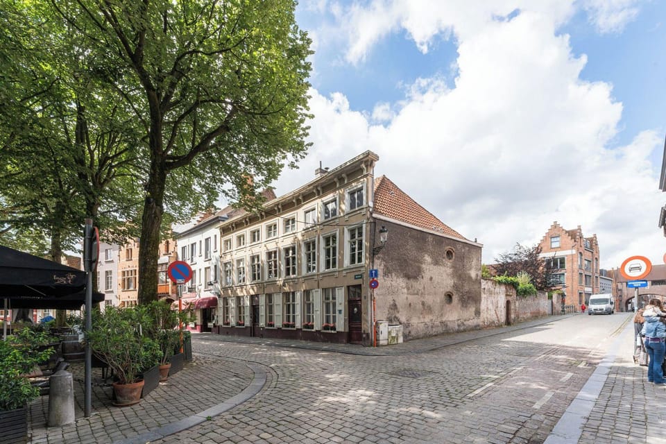 The Lake Suites Hotel in Bruges