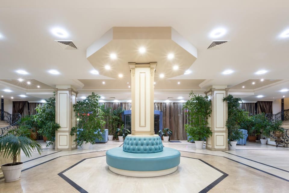 Tiara Beach - All Inclusive Hotel in Sunny Beach
