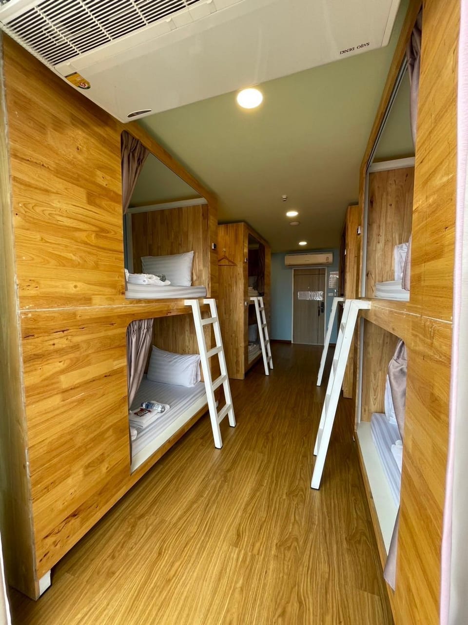 นอน นคร Hotel&Bistro Hostel in Thailand