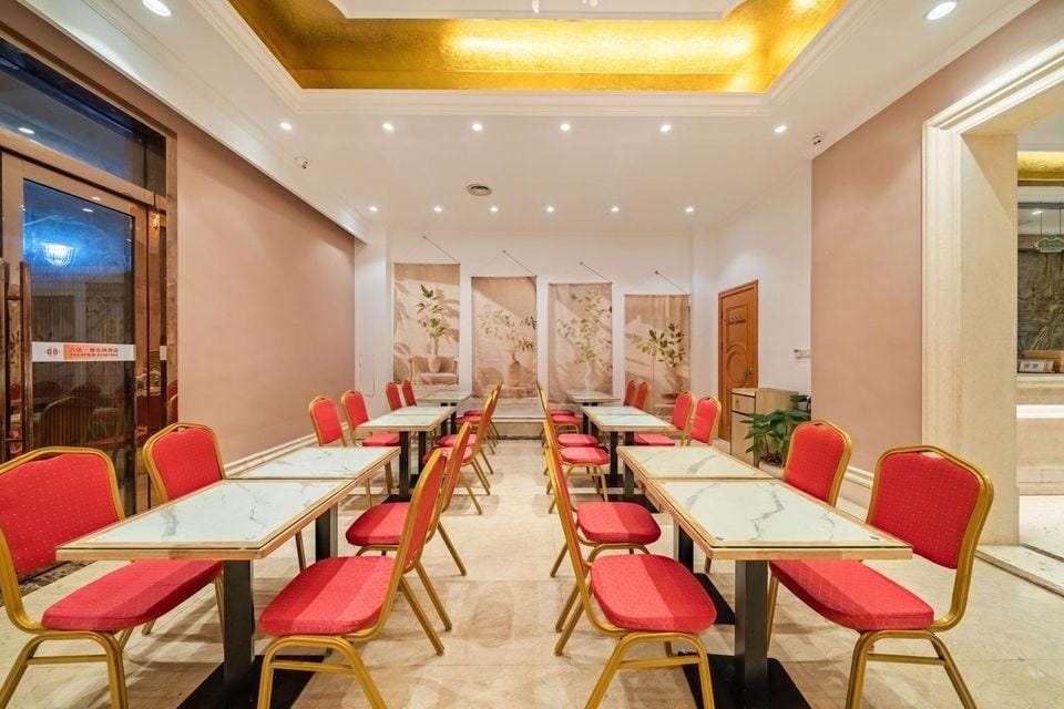 Vienna Hotel Shengzhou Kaiyuna Plaza Hotel in Zhejiang