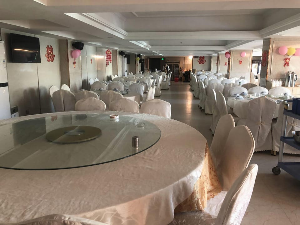 Vienna Hotel Guangdong Jieyang Longwei Town Hotel in Guangdong