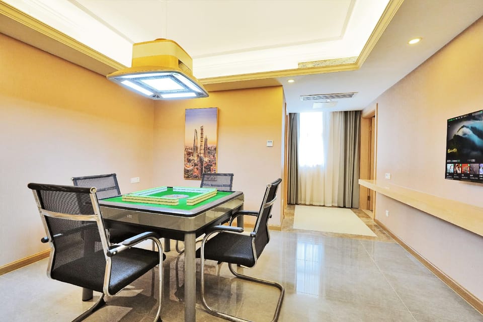 Vienna Hotel Shenzhen Shajing KingKey Banner Center Hotel in Shenzhen