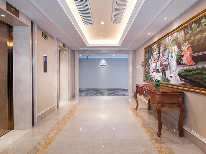 Vienna International Hotel Hangzhou West Lake Fengshan Road Hotel in Hangzhou
