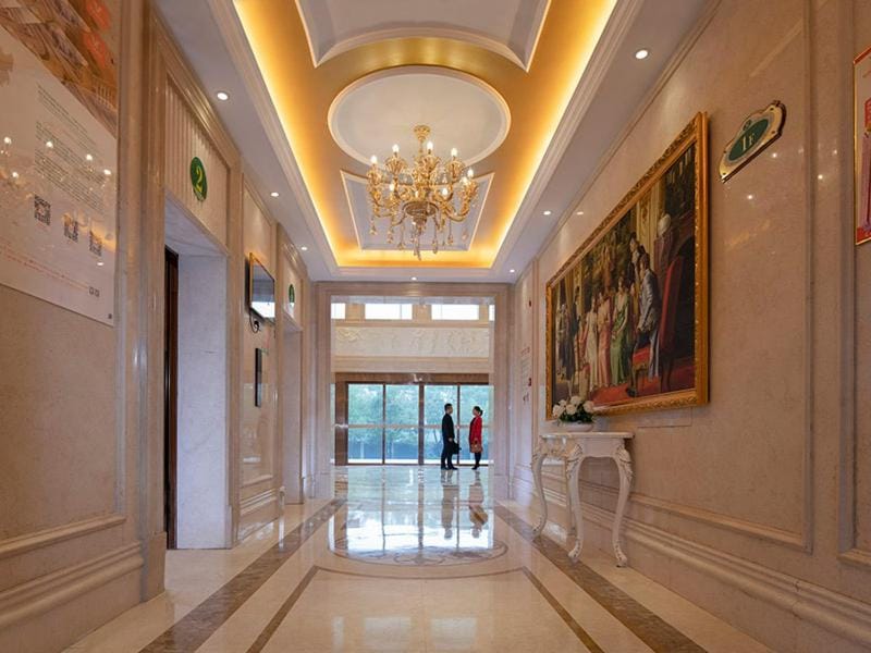 Vienna International Hotel Chenzhou Wuling Square Hotel in China