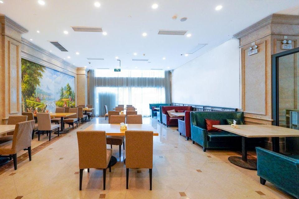 Vienna Classic Hotel Shanghai Fengxian Nanqiao Jinhaihu Metro Station Hotel in Shanghai