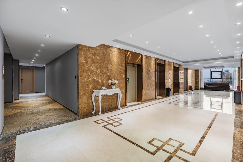 Vienna Classic Hotel Kunming Caiyun North Road New Asia Guandu Ancient Town Hotel in China