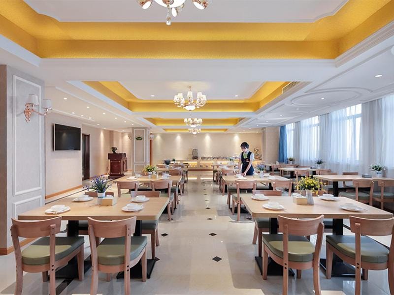 Vienna Hotel Anhui Dangtu High-speed Railway Station Hotel in Nanjing