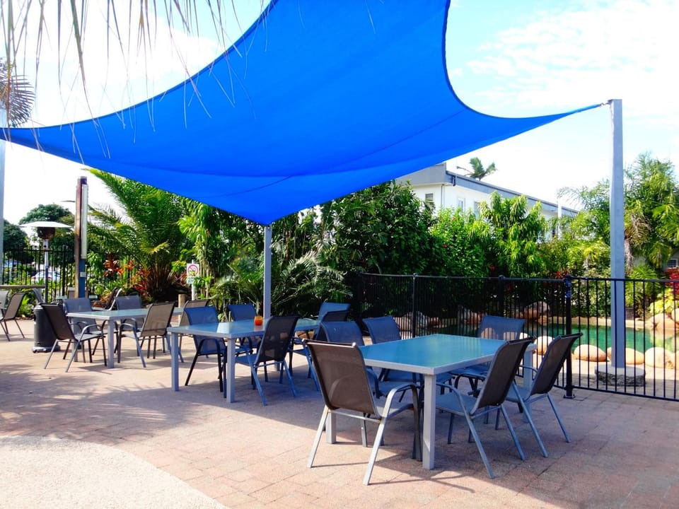 Cardwell At the Beach Hotel in Cardwell