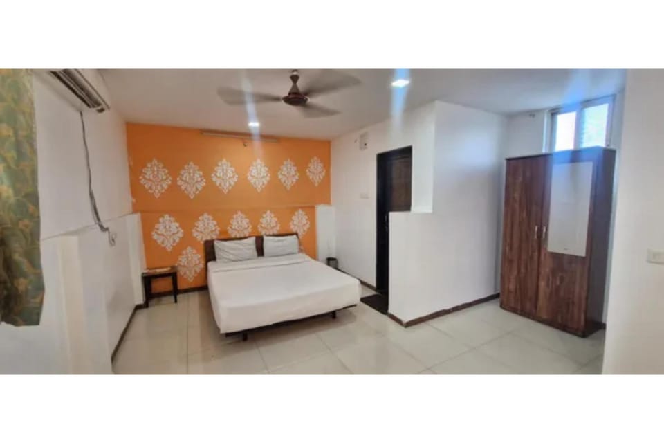 FabHotel Rajlaxmi Hotel in Pune