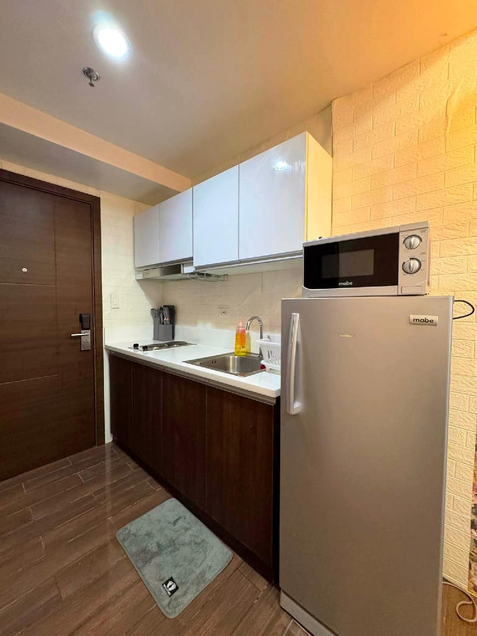 Air Staycation  Hotel in Manila City