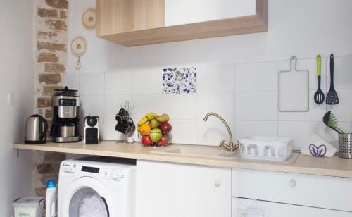 A litte Taste of Home Guest House Hotel in Athens