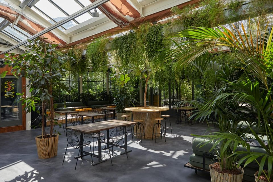 Bar/lounge