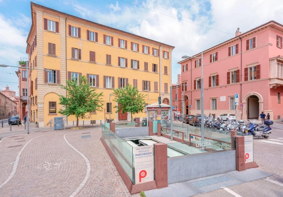 Attico di Via d'Azeglio Hotel in Bologna