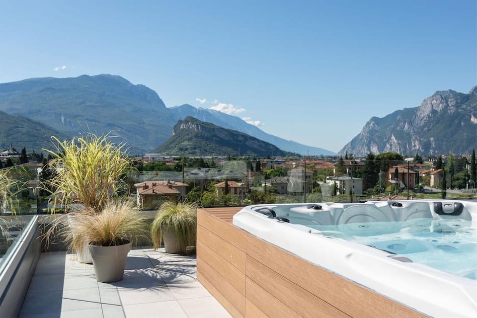 HOODY ACTIVE & HAPPINESS HOTEL Hotel in Arco