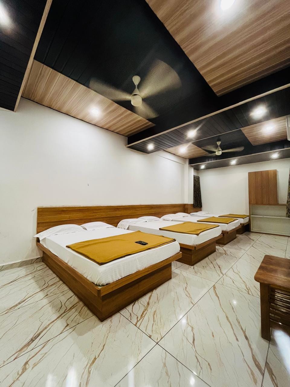 Shree Balaji Lodging, Kolhapur Hotel in Maharashtra