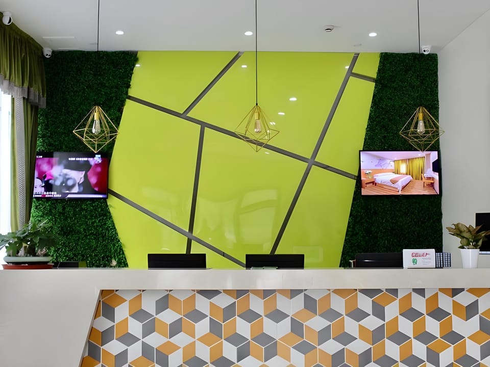 Vatica Hangzhou Xiasha Media College Hotel Hotel in Hangzhou